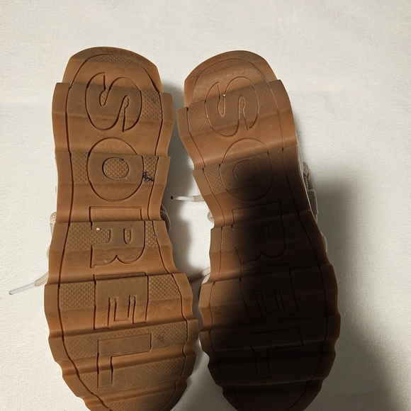 Sorel Kinetic Sneakers Size 8.5 Cream Tones - Picture 4 of 6